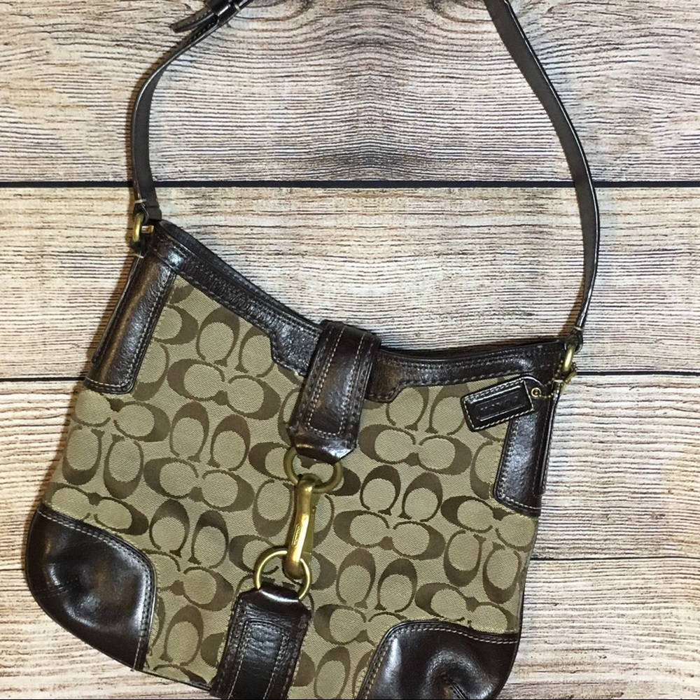 Coach Signature Hamptons Bag